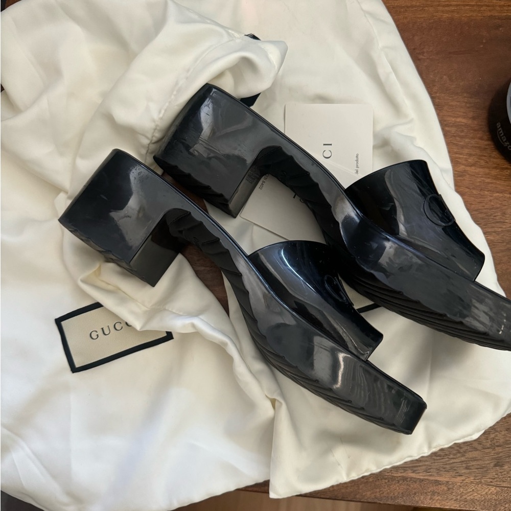 Authentic Gucci Sandals - image 3